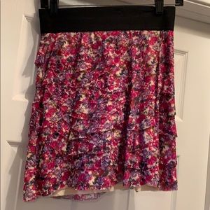 Floral ruffle mini skirt